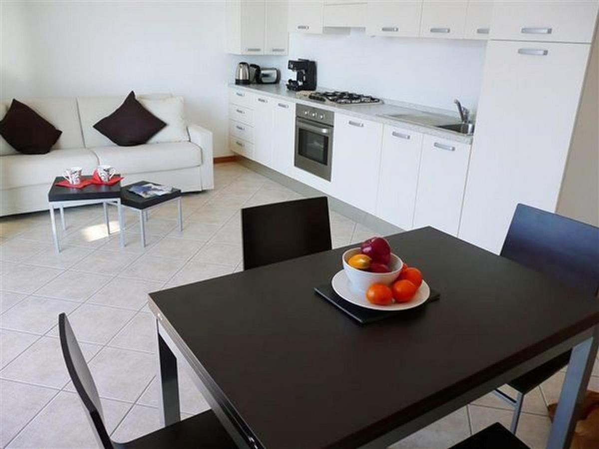 Vista D'Oro Apartments Perledo Eksteriør bilde
